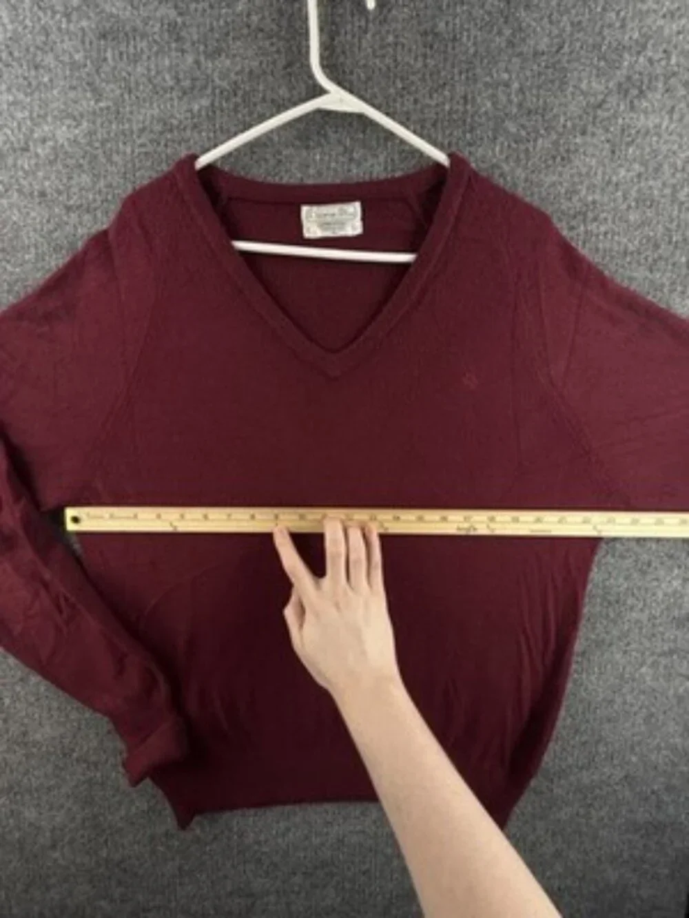 Christian Dior Acrylic Long Sleeve Pullover USA Men XL Logo Red V-Neck Sweater